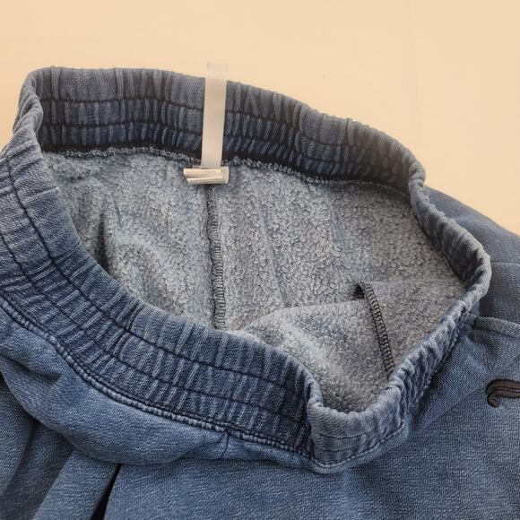 Fabletics Cut Off Lounge Shorts Size Medium Blue Stretch Waist Pockets Raw Hem - Picture 5 of 11